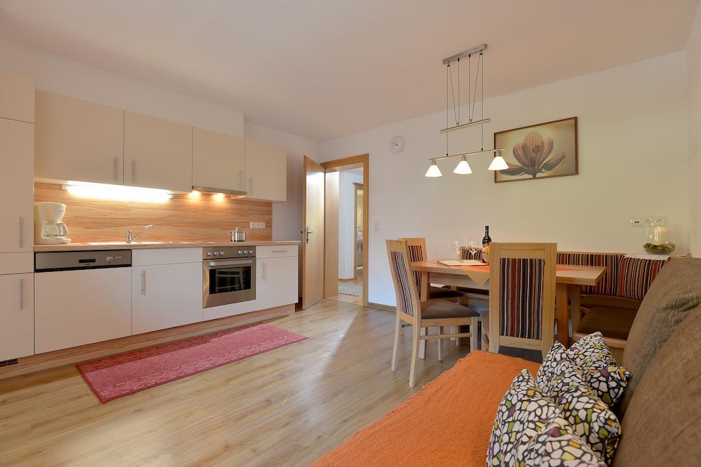 Appartement Ahornblick Schwendau Room photo